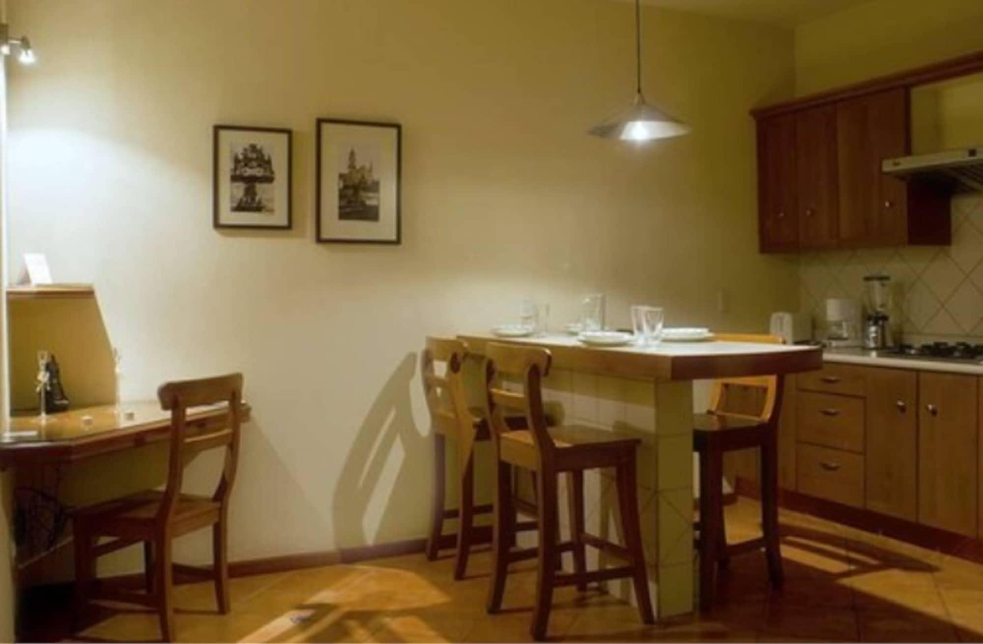 Alcazar Suites Zapopan Luaran gambar